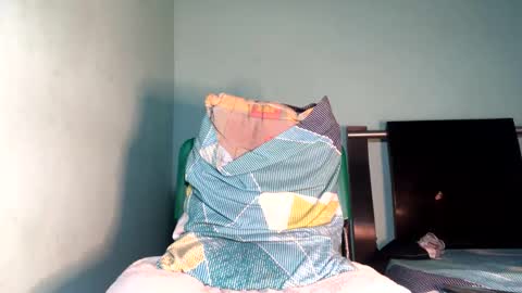 Snapshot of maximo_vega_new chatting on 12, 2, 2025 Maximo Aron Vega online show from 12, 2, 2025