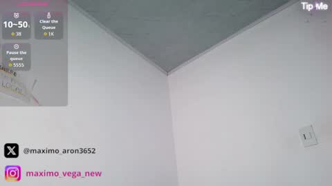 Snapshot of maximo_vega_new chatting on 15, 9, 2025 Maximo Aron Vega online show from 15, 9, 2025