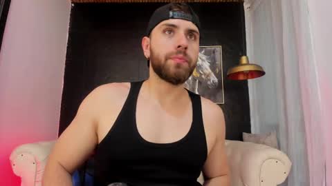 Snapshot of maximo_wolf1 chatting on 6, 10, 2025 Maximo Wolf online show from 6, 10, 2025