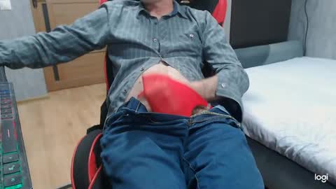 Snapshot of maximus3334 chatting on 11, 3, 2026 maximus3334 online show from 11, 3, 2026