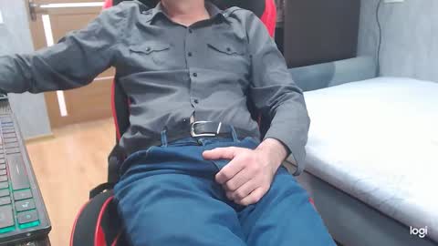 Snapshot of maximus3334 chatting on 30, 3, 2026 maximus3334 online show from 30, 3, 2026