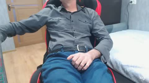 Snapshot of maximus3334 chatting on 31, 3, 2026 maximus3334 online show from 31, 3, 2026