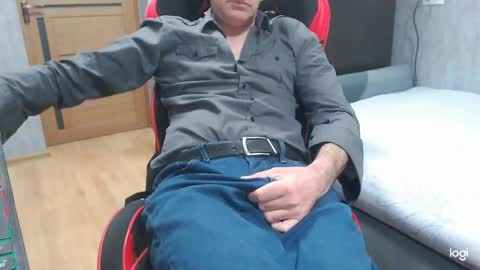 Snapshot of maximus3334 chatting on 1, 4, 2026 maximus3334 online show from 1, 4, 2026