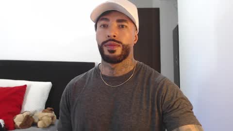 Snapshot of maximus_golden chatting on 28, 5, 2026 Independent Model online show from 28, 5, 2026