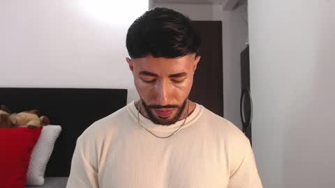 Snapshot of maximus_golden chatting on 1, 6, 2026 Independent Model online show from 1, 6, 2026