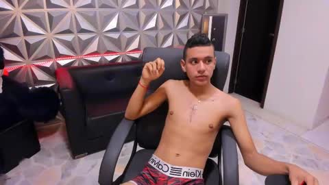 Snapshot of maximuss_19 chatting on 3, 1, 2025 Maximus online show from 3, 1, 2025