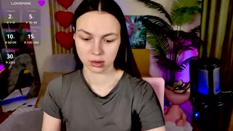 MaxinCarroll online show from 13, 5, 2026