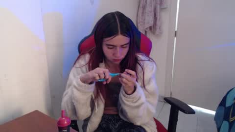 Snapshot of maxinesex_ chatting on 23, 6, 2026 maxinesex_ online show from 23, 6, 2026