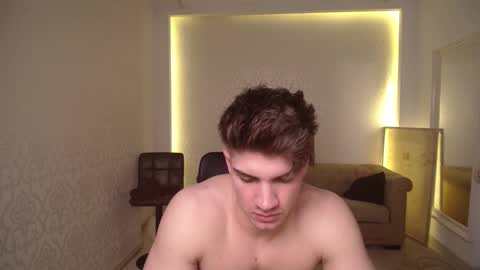 Snapshot of maxkaiden chatting on 28, 2, 2025 MaxKaiden online show from 28, 2, 2025