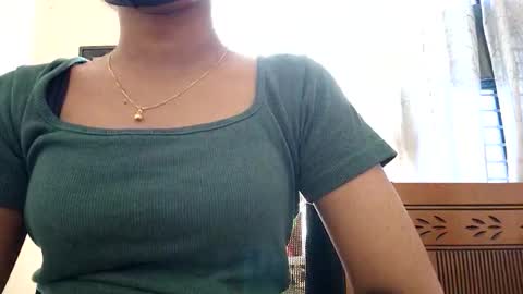 Snapshot of maxladycox chatting on 24, 3, 2026 Dorea online show from 24, 3, 2026