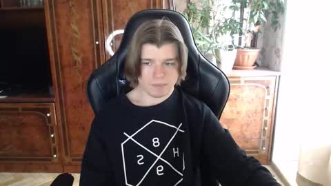 Snapshot of maxplay18 chatting on 6, 2, 2026 Max online show from 6, 2, 2026