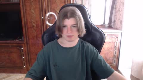 Snapshot of maxplay18 chatting on 18, 2, 2026 Max online show from 18, 2, 2026