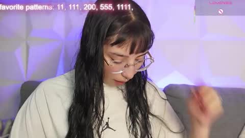 Snapshot of maxx_caprice chatting on 9, 3, 2026 gabby online show from 9, 3, 2026