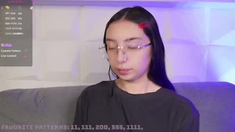 Snapshot of maxx_caprice chatting on 16, 4, 2026 gabby online show from 16, 4, 2026