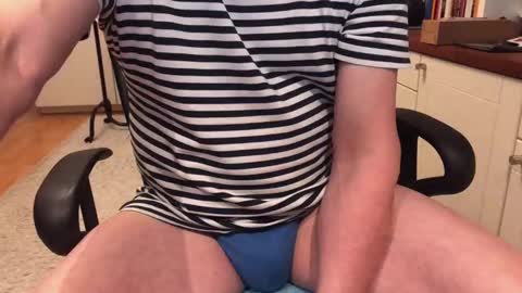 Snapshot of maxx_martin chatting on 16, 12, 2025 Max online show from 16, 12, 2025