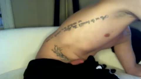 Snapshot of maxxcawke chatting on 30, 11, 2025 Maxx Cawke online show from 30, 11, 2025