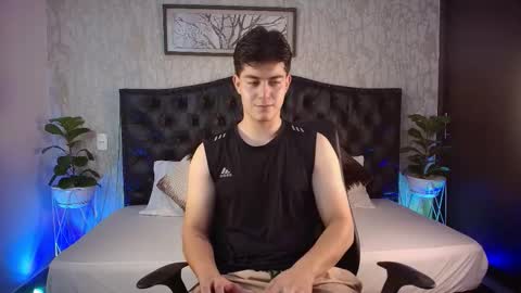 Snapshot of maxxicruz chatting on 29, 10, 2025 Maxxi online show from 29, 10, 2025