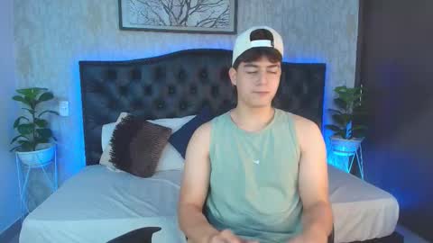 Snapshot of maxxicruz chatting on 27, 11, 2025 Maxxi online show from 27, 11, 2025