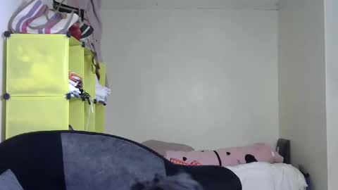 maxxinepetite online show from 5, 1, 2025