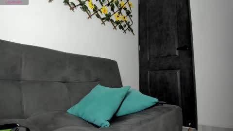 Snapshot of maxxx_bigcock chatting on 21, 3, 2026 Max online show from 21, 3, 2026