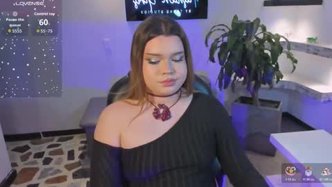 Maxine Minx online show from 21, 11, 2025