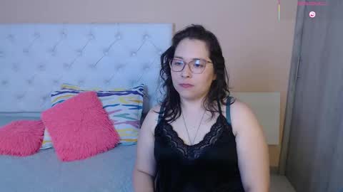 May online show from 5, 1, 2026