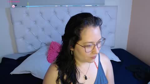 Snapshot of may_bloom chatting on 7, 2, 2026 May online show from 7, 2, 2026