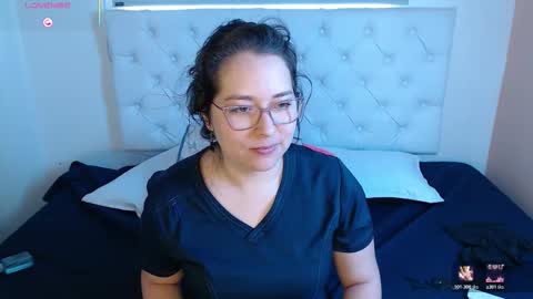 Snapshot of may_bloom chatting on 8, 2, 2026 May online show from 8, 2, 2026