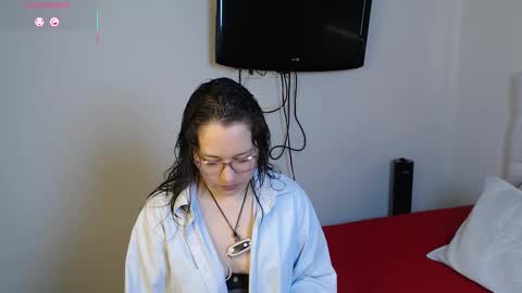 Snapshot of may_bloom chatting on 20, 2, 2026 May online show from 20, 2, 2026