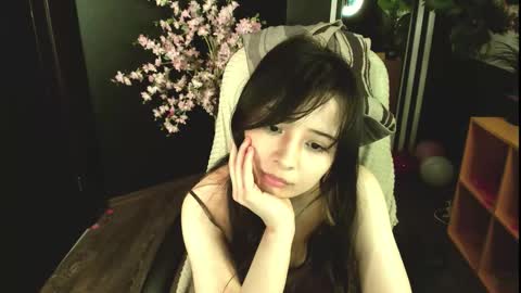 Snapshot of may_lings chatting on 8, 3, 2026 may_lings online show from 8, 3, 2026