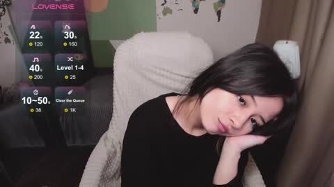 Snapshot of may_lings chatting on 25, 3, 2026 may_lings online show from 25, 3, 2026