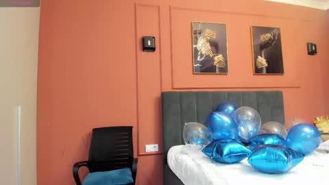 Mia online show from 11, 3, 2025