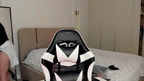 Snapshot of may_mia chatting on 13, 2, 2026 Mia online show from 13, 2, 2026