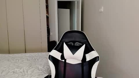 Snapshot of may_mia chatting on 24, 2, 2026 Mia online show from 24, 2, 2026