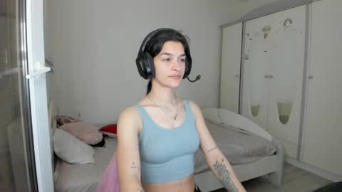 Maya online show from 17, 4, 2026