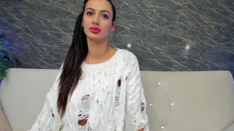 Snapshot of maya_lisa chatting on 24, 11, 2025 Karah online show from 24, 11, 2025