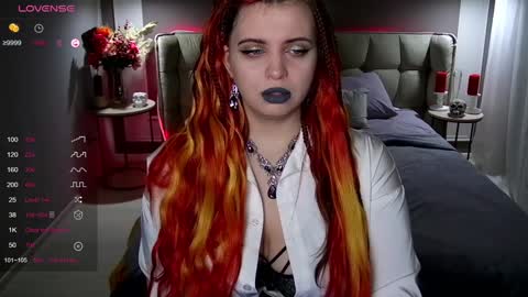 Maya Mils online show from 21, 1, 2025