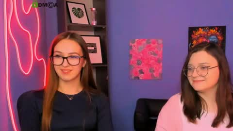 Snapshot of maya_minxx chatting on 22, 4, 2026 maya online show from 22, 4, 2026