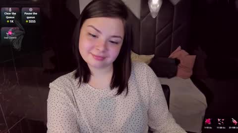 Snapshot of maya_muse chatting on 5, 3, 2025 Woman online show from 5, 3, 2025