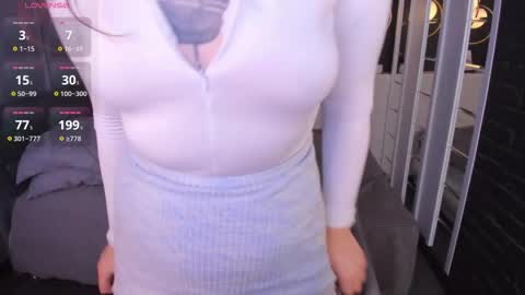 Snapshot of maya_muse chatting on 16, 11, 2025 Woman online show from 16, 11, 2025