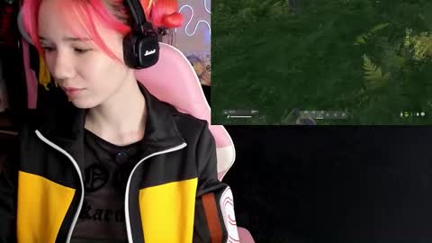 Maya Viola online show from 2, 11, 2025