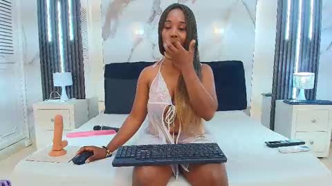 M A Y A  B A K E R online show from 3, 12, 2025