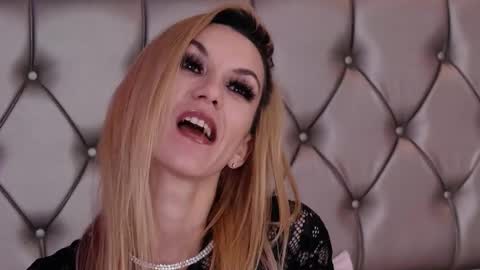 Maya online show from 4, 12, 2025