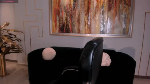 Snapshot of mayamoretti chatting on 26, 9, 2025 Maya online show from 26, 9, 2025