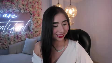 Snapshot of mayamoretti chatting on 21, 10, 2025 Maya online show from 21, 10, 2025