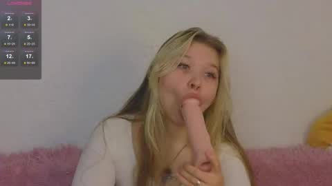 Maya  online show from 25, 10, 2025