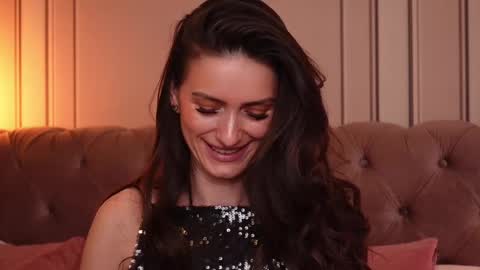 Snapshot of mayavixxen chatting on 4, 3, 2025 MayaVixxen online show from 4, 3, 2025