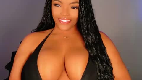 MayBabi online show from 26, 10, 2025