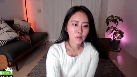 Snapshot of maybenanako chatting on 13, 12, 2025 Nanako online show from 13, 12, 2025