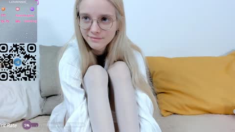 Snapshot of maydaguy chatting on 20, 12, 2024 Megan online show from 20, 12, 2024